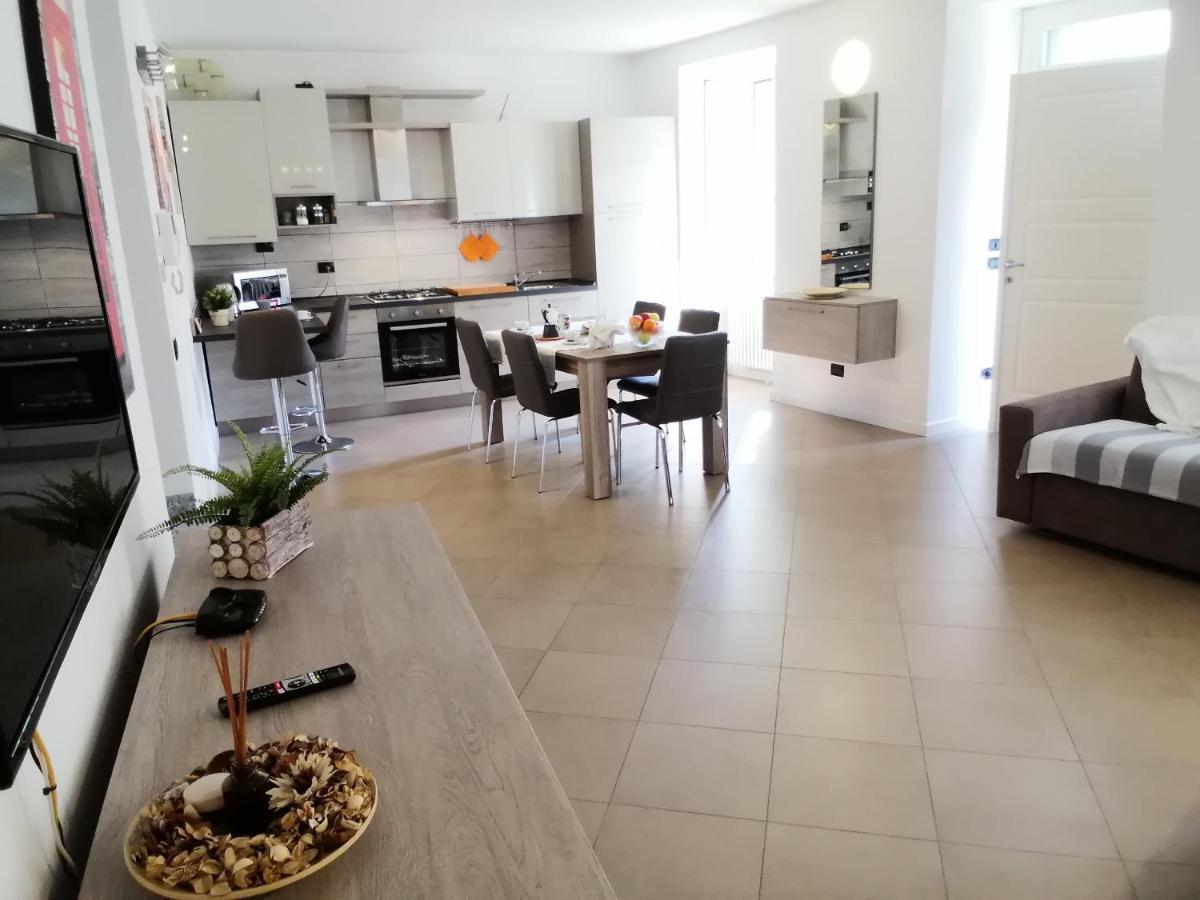 Bellagio Dreams Apt, Pool, With Private Garden, Near Lake Luaran gambar